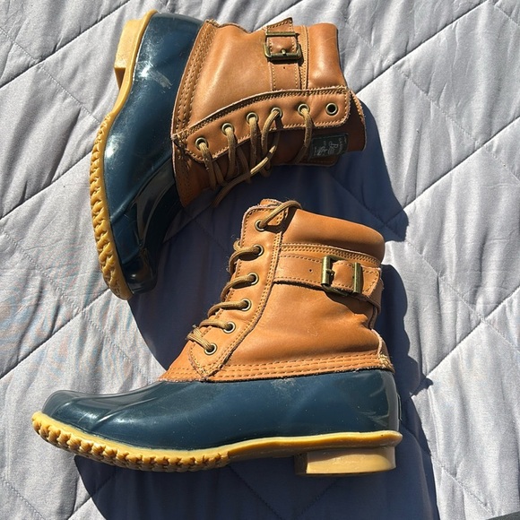 women’s hiking boots - Picture 1 of 4